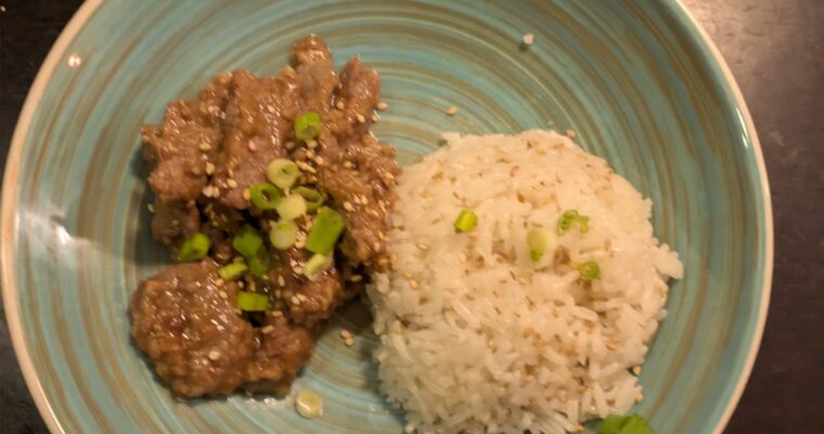 Knoflook Gember Steak met Rijst